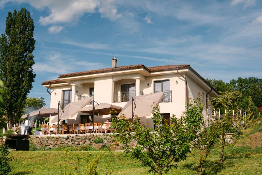 Vară la Villa Gouster — Villa Gouster